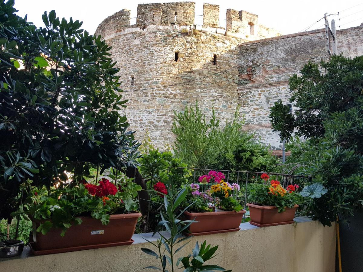 Frida'S House In Old Town Thessaloniki Lejlighed Eksteriør billede